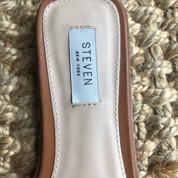 Steve Madden Hadyn Leather Slide Sandal. Size 8 - Picture 10 of 14